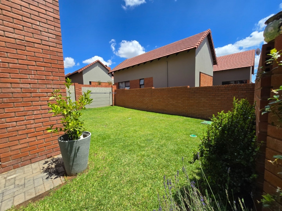 3 Bedroom Property for Sale in Wild Olive Estate Free State